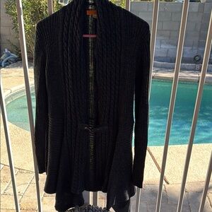 🍍 One A Women's Cardigan Size M 🍍pit to pit 19”🍍length 32”🍍